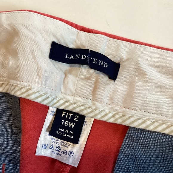 ☀️3/$25☀️ NWOT Lands' End mid-rise capri pants (#18a3) - Picture 2 of 5